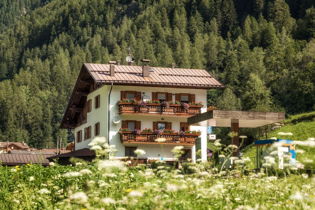 B&B Cicolini Рабби Экстерьер фото